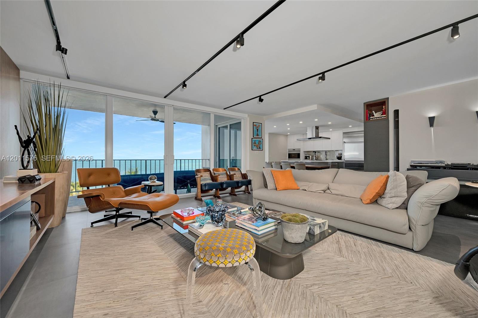 881 Ocean Drive, Unit 7D Key Biscayne, FL 33149 - Photo 1 of 63