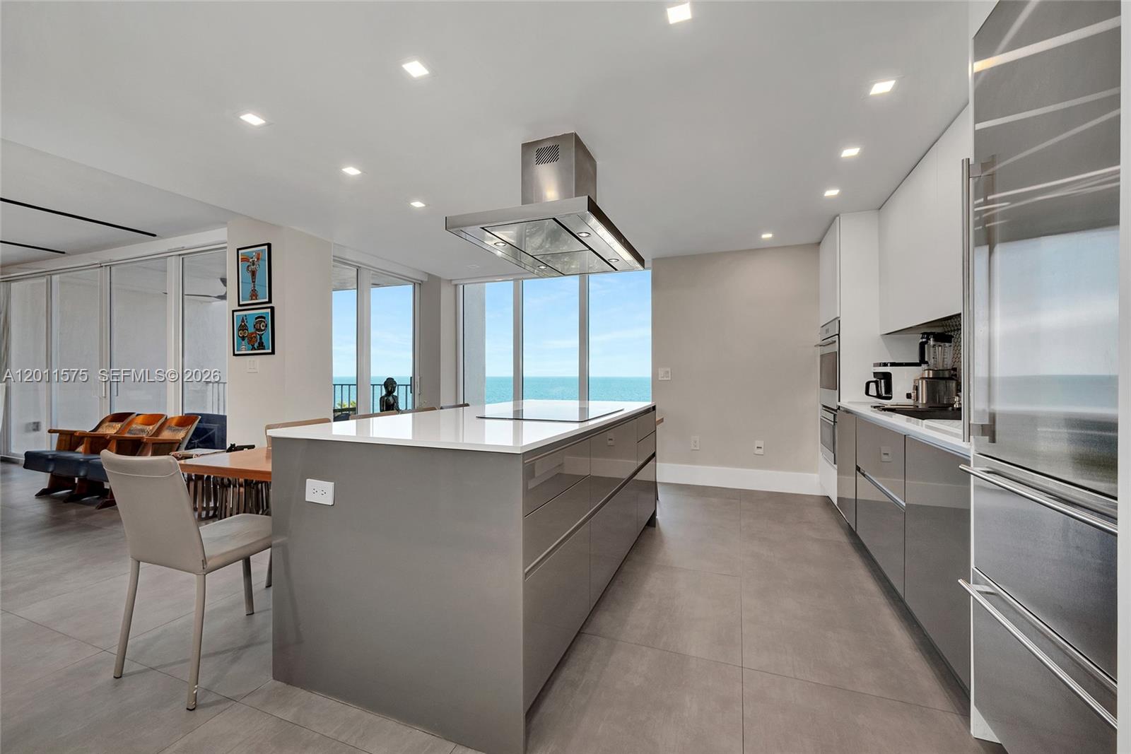 881 Ocean Drive, Unit 7D Key Biscayne, FL 33149 - Photo 22 of 63