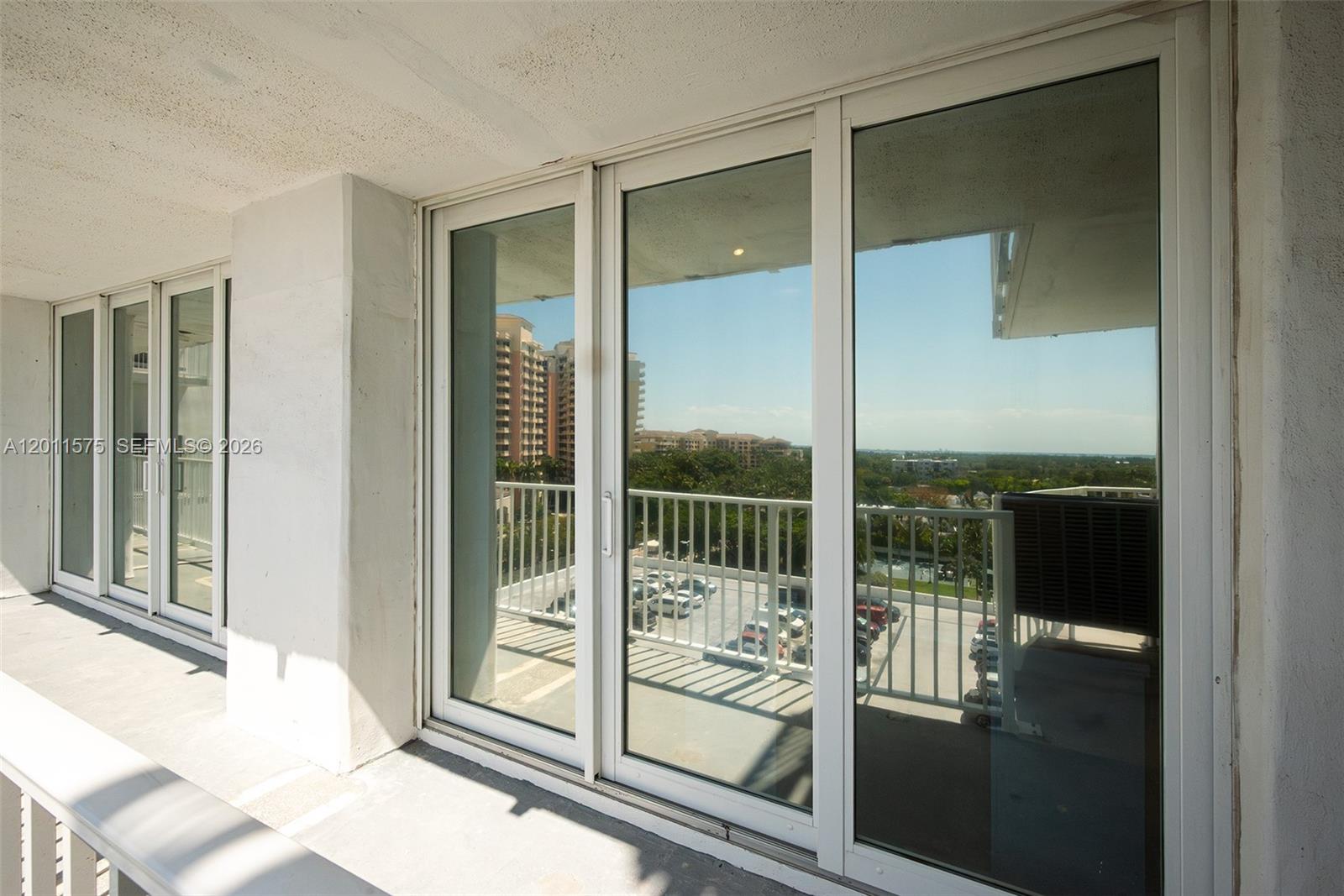 881 Ocean Drive, Unit 7D Key Biscayne, FL 33149 - Photo 44 of 63