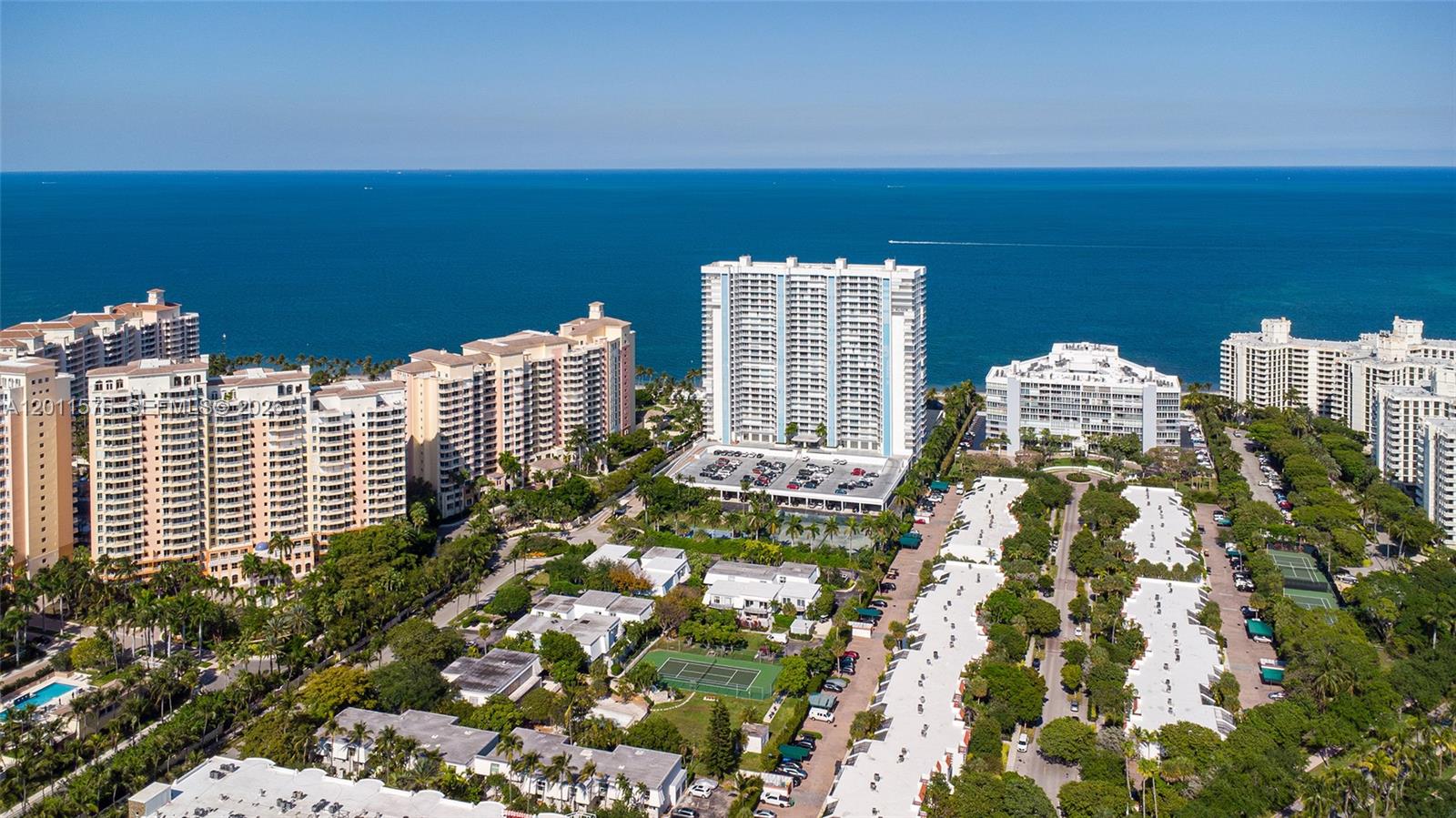 881 Ocean Drive, Unit 7D Key Biscayne, FL 33149 - Photo 5 of 63