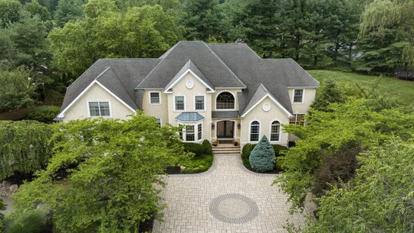 $2,399,999 | 14 Longmeadow Drive, Washington Crossing, PA 18977