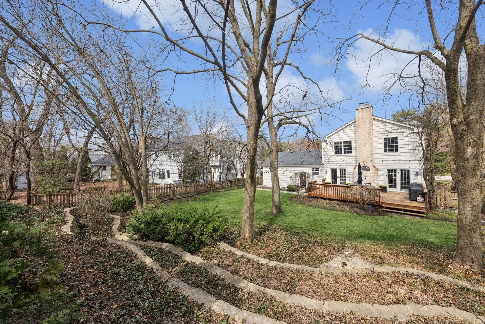 216 Bonnie Brae Hinsdale, IL 60521 - Photo 26 of 32 a view of a house with backyard and trees