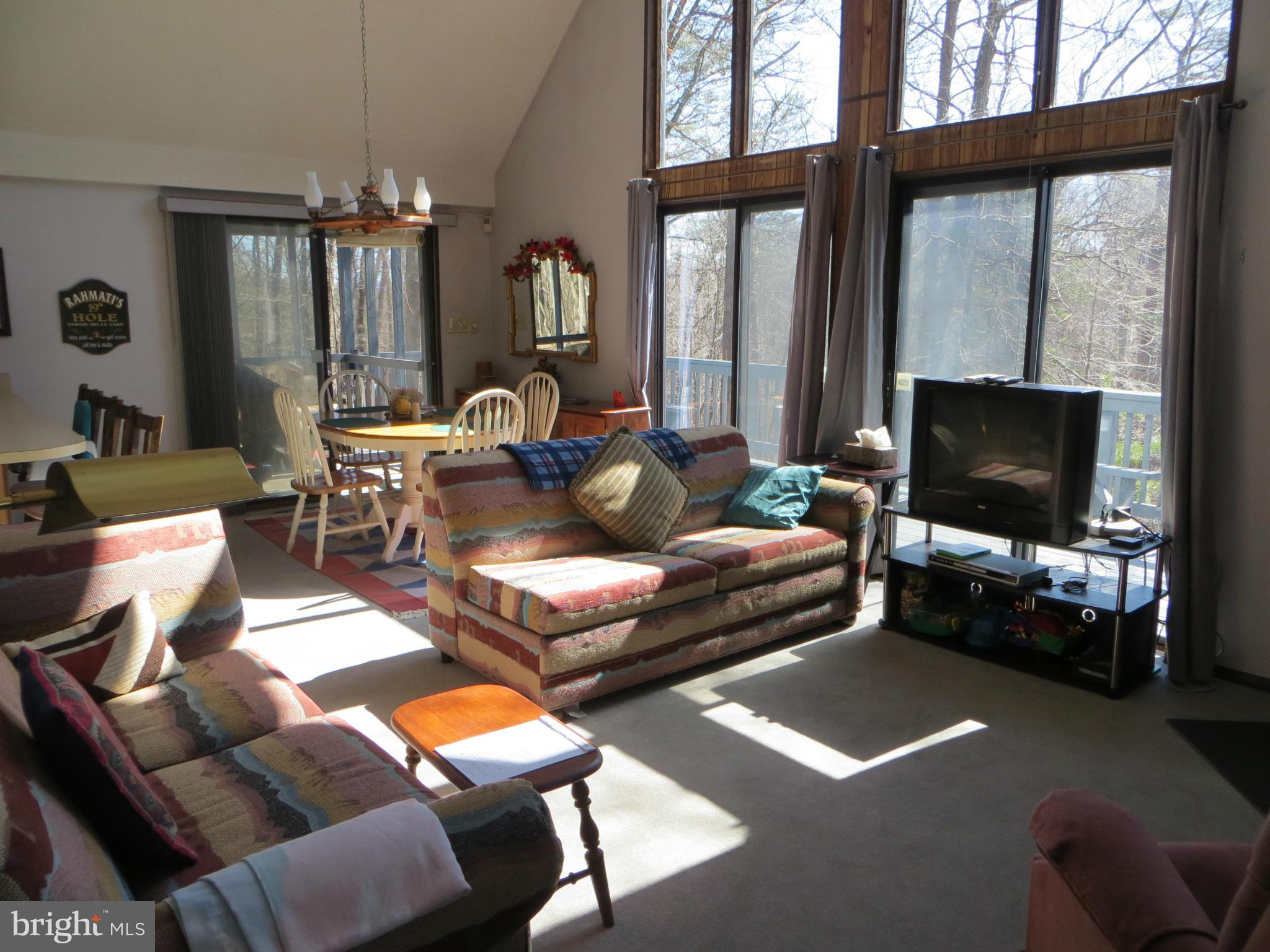 364 Animikean Ridge Hedgesville, WV 25427 - Photo 14 of 30 Great Room