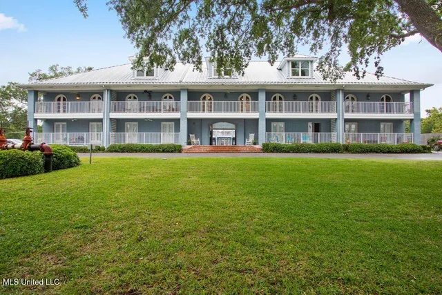 $167,750 | 1282 Beach Boulevard, Unit 114, Biloxi, MS 39530