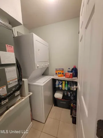 $167,750 | 1282 Beach Boulevard, Unit 114, Biloxi, MS 39530