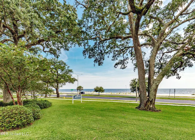 $167,750 | 1282 Beach Boulevard, Unit 114, Biloxi, MS 39530