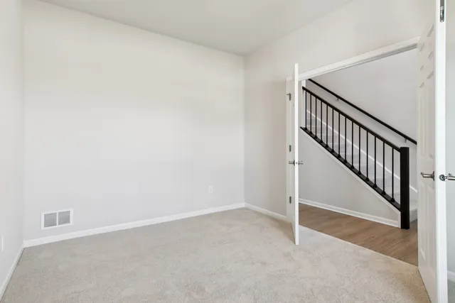 $374,900 | 329 North Aspen Drive, Cortland, IL 60112