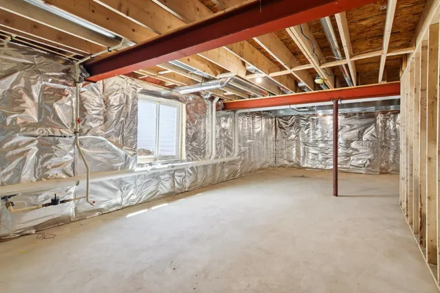 $374,900 | 329 North Aspen Drive, Cortland, IL 60112