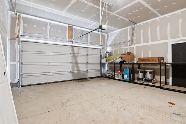 $374,900 | 329 North Aspen Drive, Cortland, IL 60112