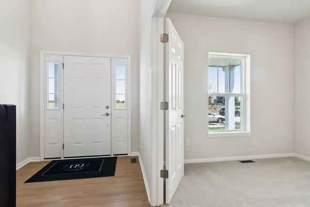 $374,900 | 329 North Aspen Drive, Cortland, IL 60112