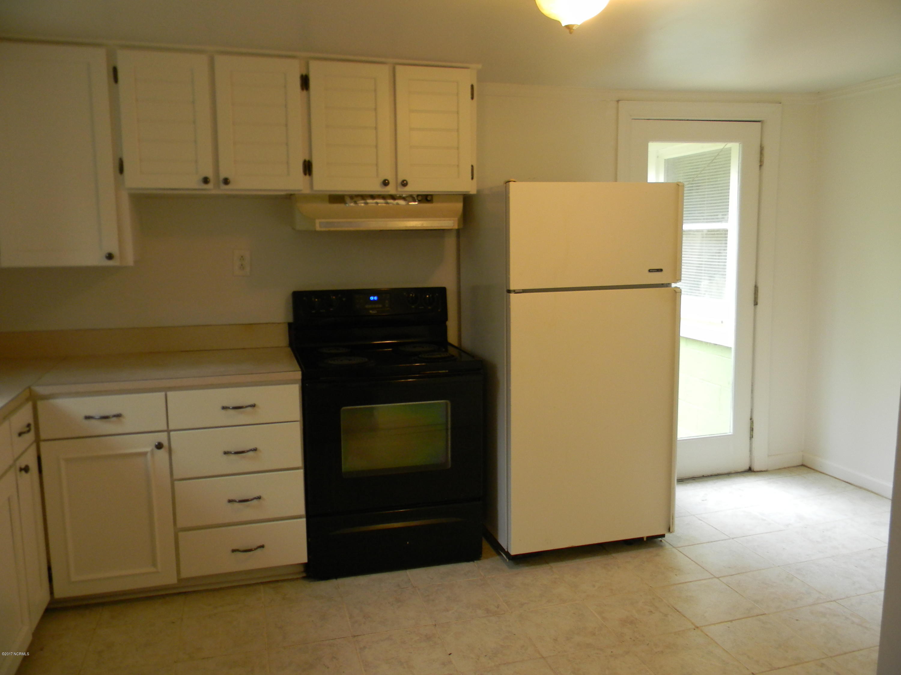 4632 Castle Hayne Road Castle Hayne, NC 28429 - Photo 10 of 20 10