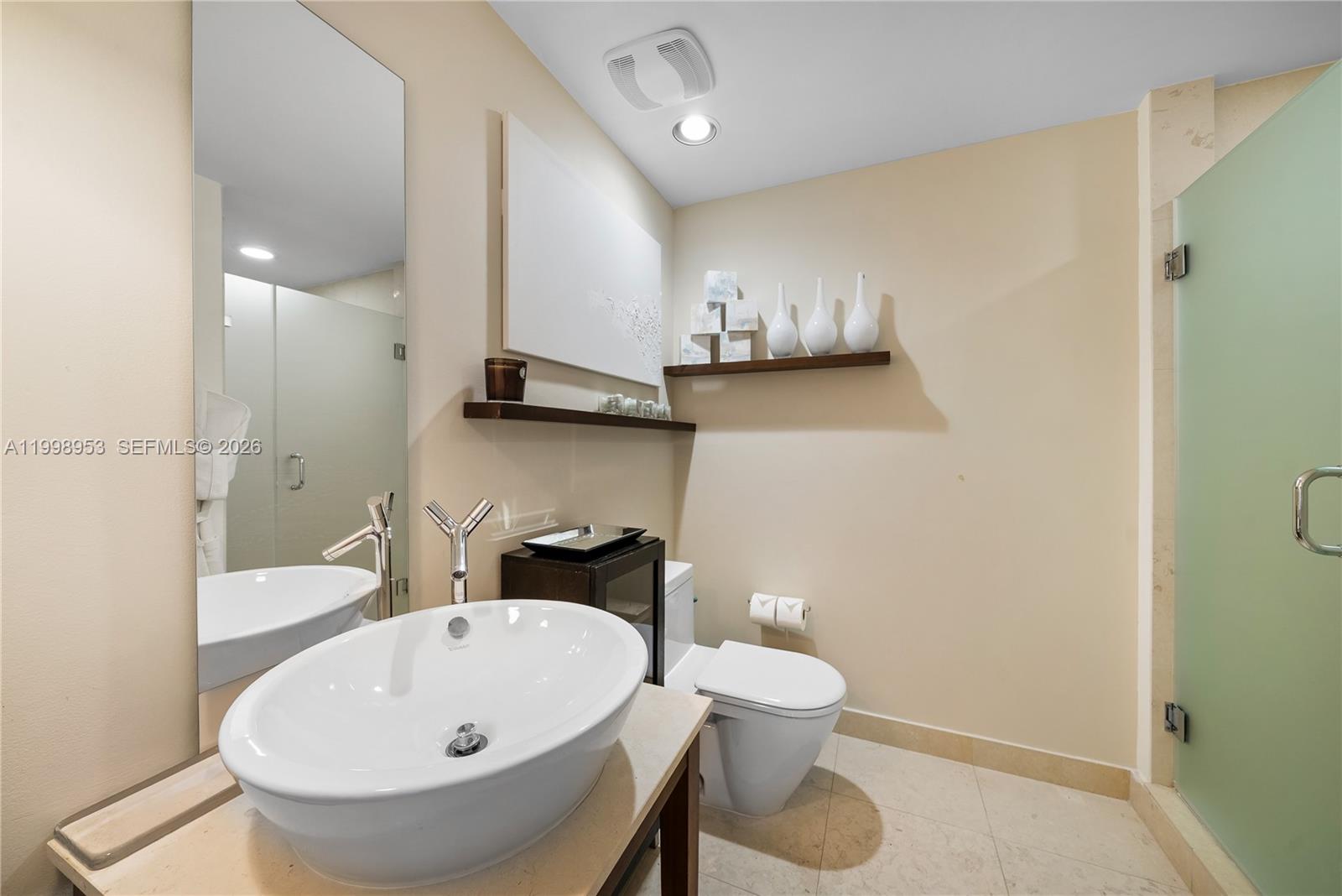 450 Alton Road, Unit 704 Miami Beach, FL 33139 - Photo 34 of 64