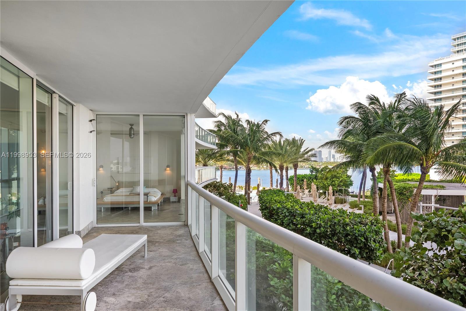 450 Alton Road, Unit 704 Miami Beach, FL 33139 - Photo 38 of 64