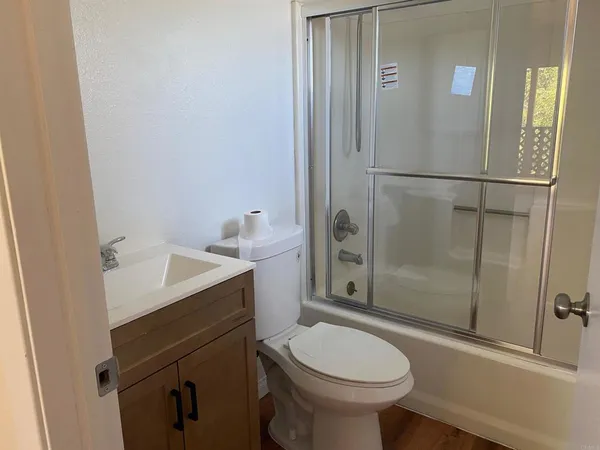 $3,750 | 2319 Ridgeway Drive, National City, CA 91950