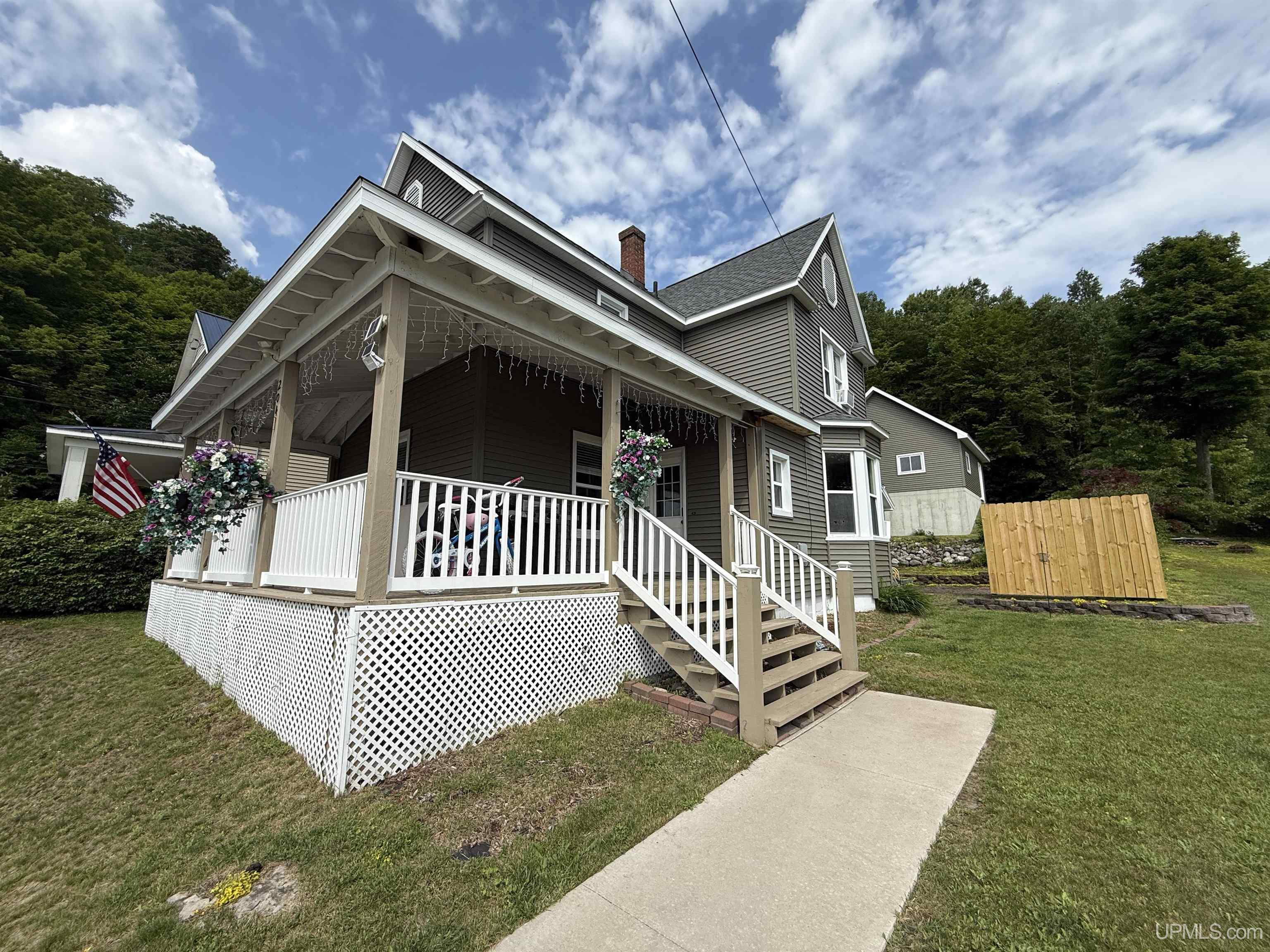 204 Walnut Street Munising, MI 49862 - Photo 34 of 45