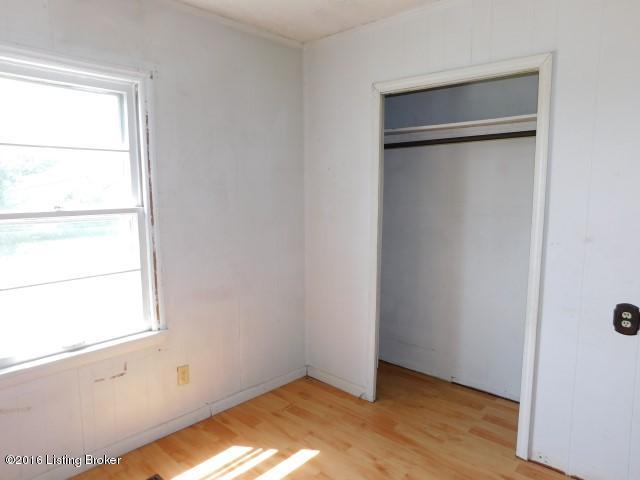 1002 Lanes Mill Road Lawrenceburg, KY 40342 - Photo 11 of 16 bedroom 3