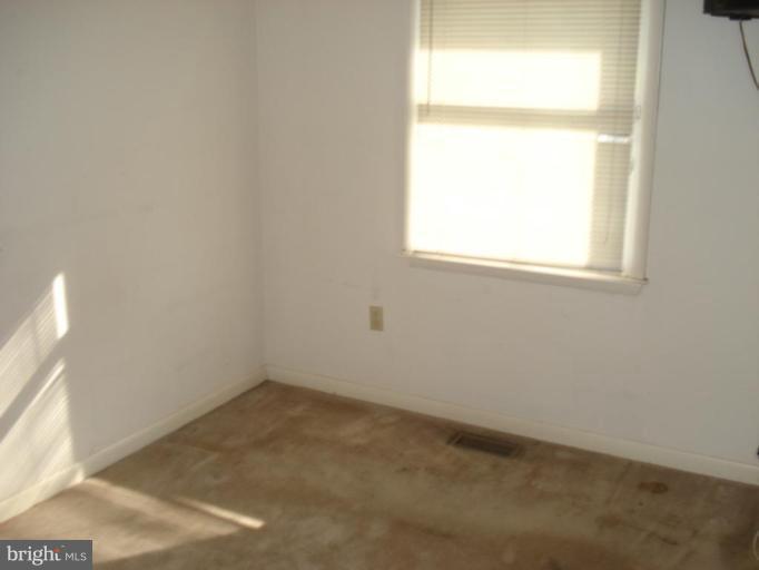 1315 Roxboro Road Rosedale, MD 21237 - Photo 3 of 15 Bedroom #1