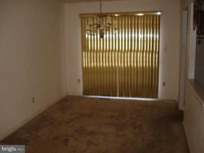 1315 Roxboro Road Rosedale, MD 21237 - Photo 8 of 15 Dining Area