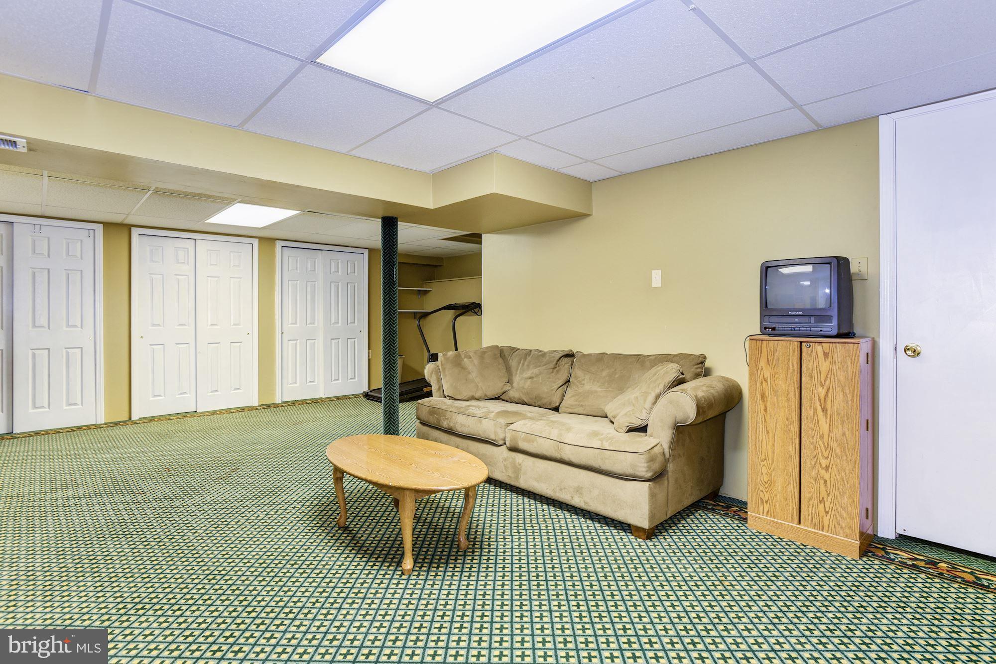 122 Kevin Road Delran, NJ 08075 - Photo 23 of 25 Finished Basement