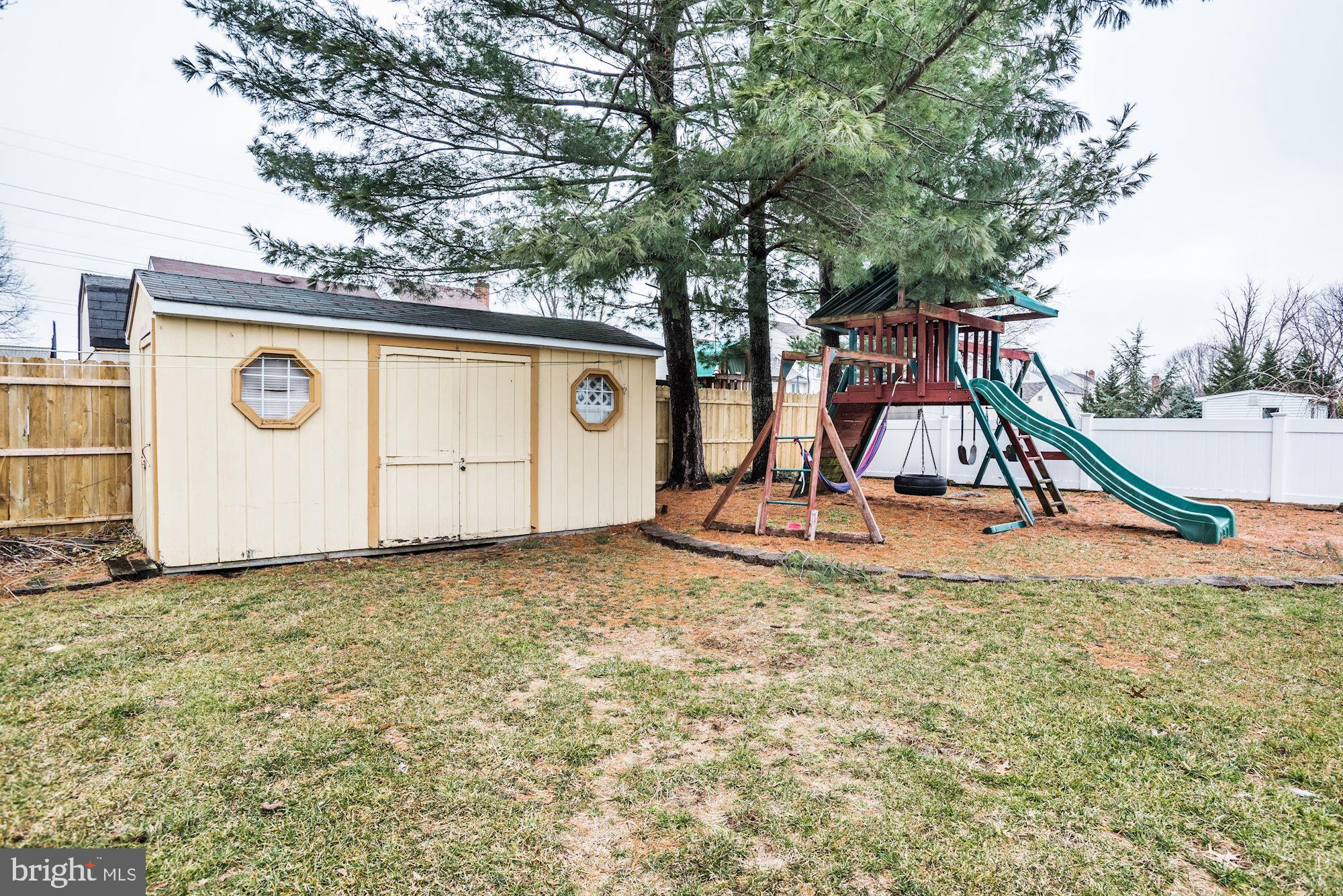 122 Kevin Road Delran, NJ 08075 - Photo 25 of 25 Back Yard