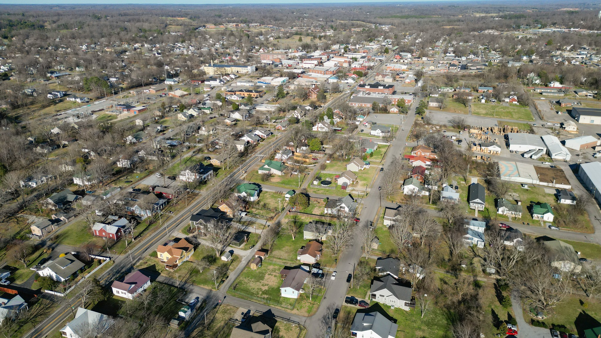 406 High Street Dickson, TN 37055 - Photo 23 of 24 an aerial view of multiple house