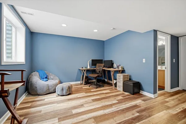 $349,900 | 2429 Grey Fox Trail, Bloomington, IL 61705