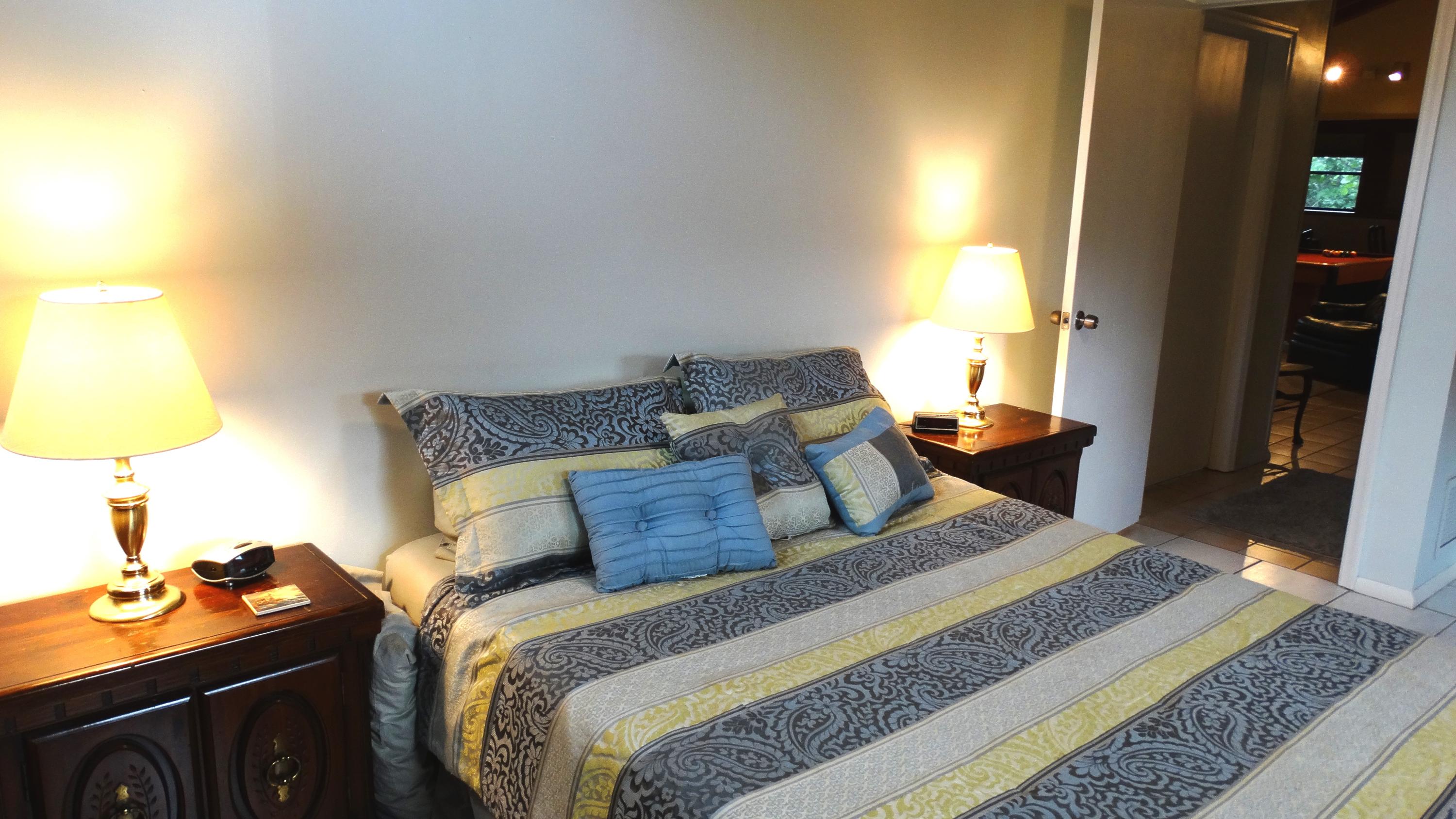 3823 George Road Big Pine Key, FL 33043 - Photo 21 of 38 Guest bed