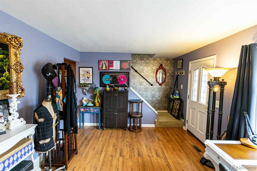6358 Yorkshire North Riding Road Flint, MI 48532 - Photo 16 of 26 Gallery Image 16