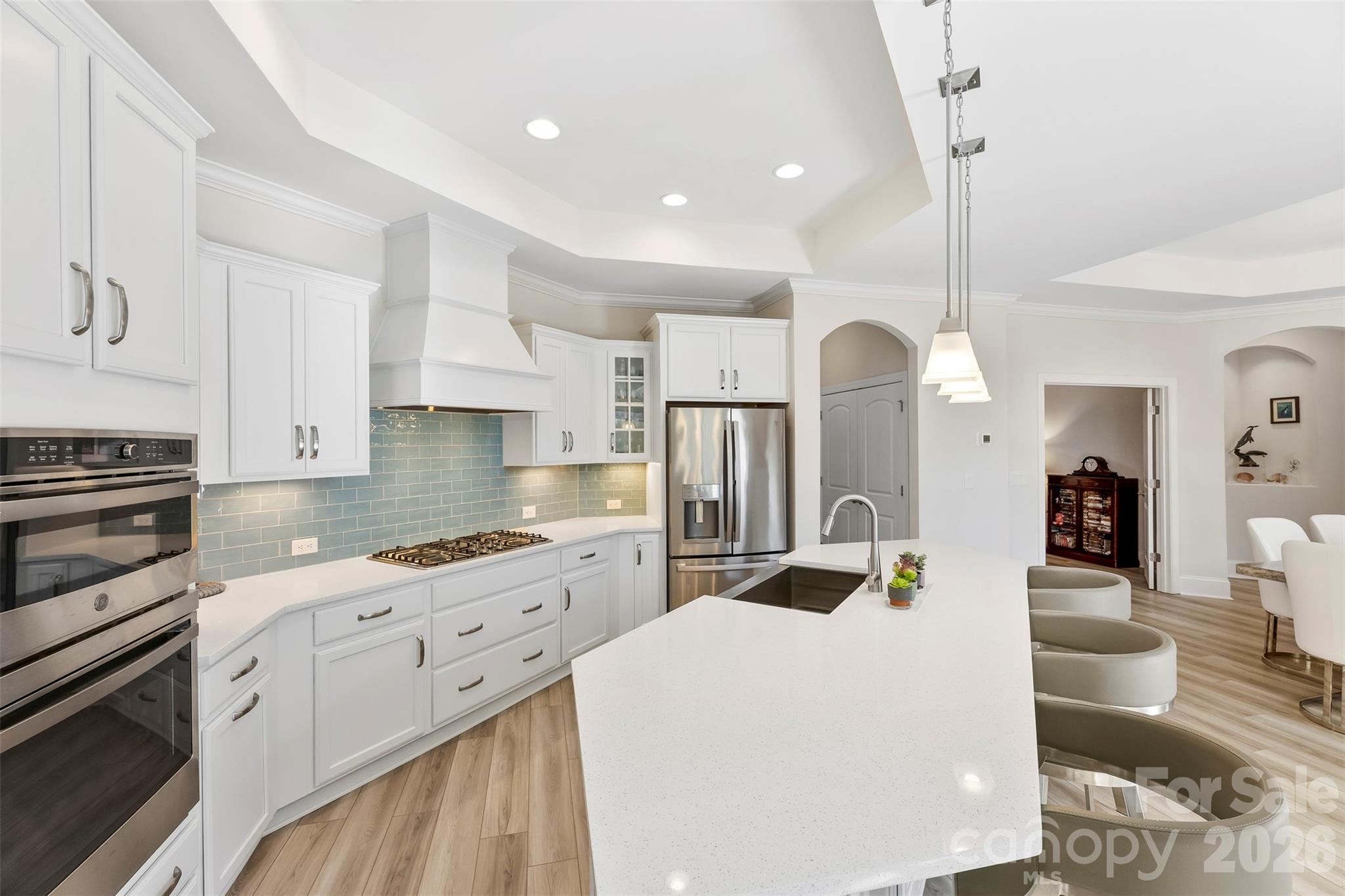 2014 New Style Way Fort Mill, SC 29708 - Photo 12 of 43 a kitchen that has a lot of cabinets in it and appliances
