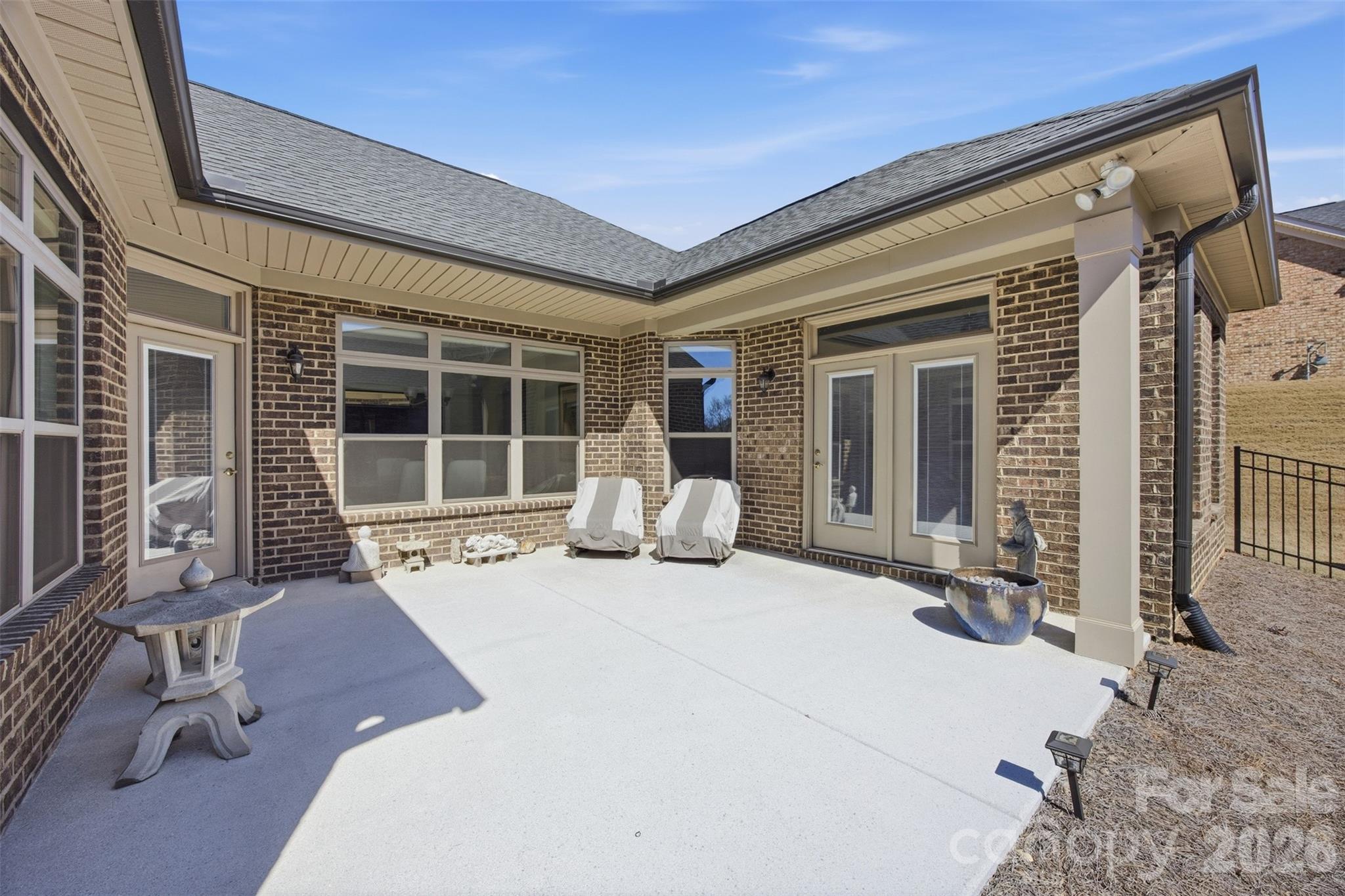 2014 New Style Way Fort Mill, SC 29708 - Photo 40 of 43 a balcony with table and chairs