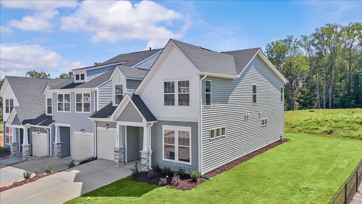 242 Telluride Way Lyman, SC 29365 - Photo 2 of 34