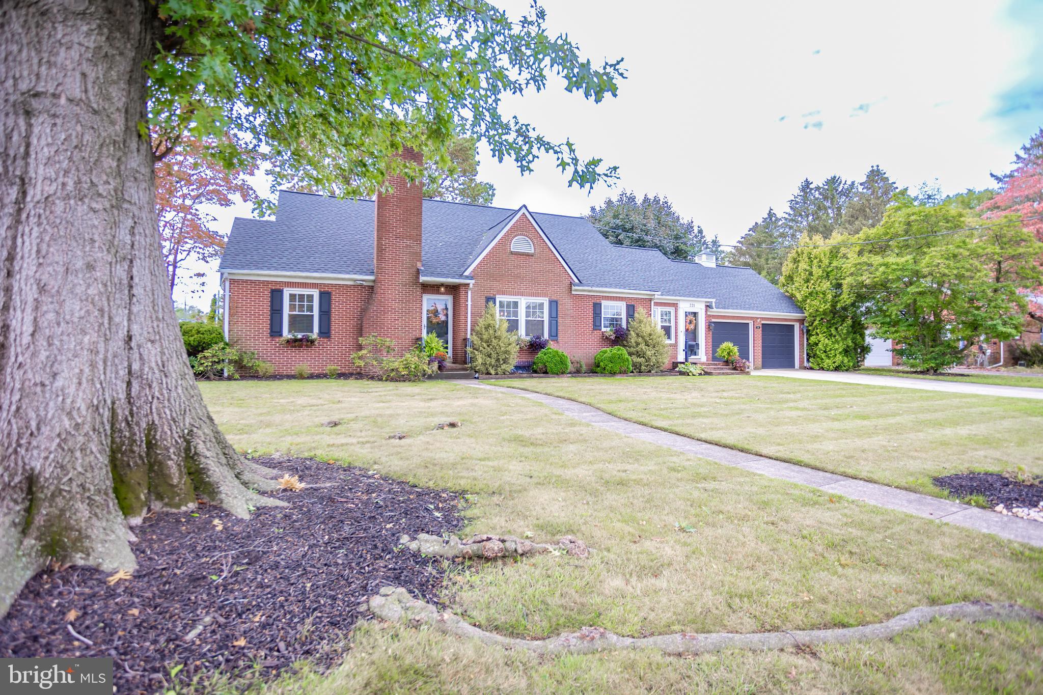 221 Clearview Road Hanover, PA 17331 - Photo 2 of 72 Gallery Image 2