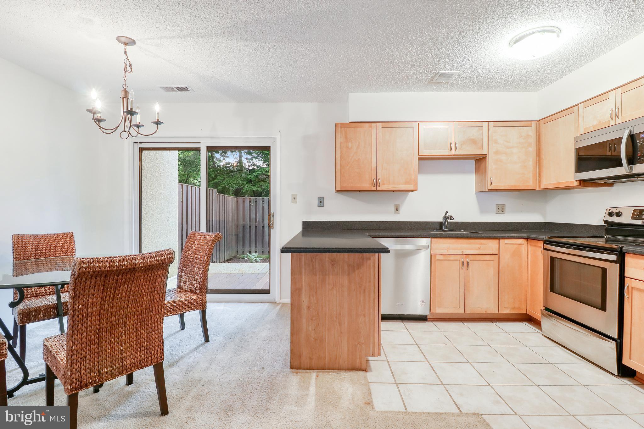 2168 Cartwright Place Reston, VA 20191 - Photo 11 of 48 Gallery Image 11