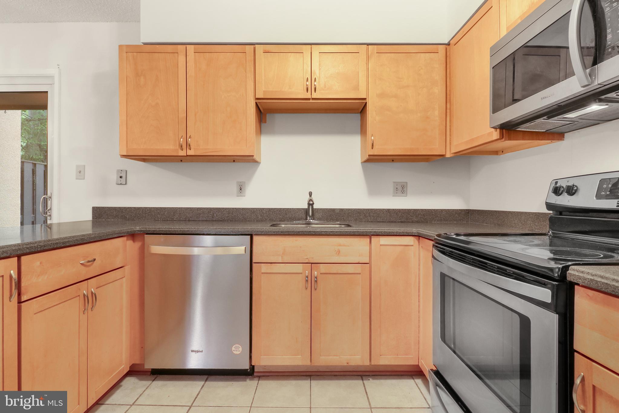 2168 Cartwright Place Reston, VA 20191 - Photo 15 of 48 Gallery Image 15