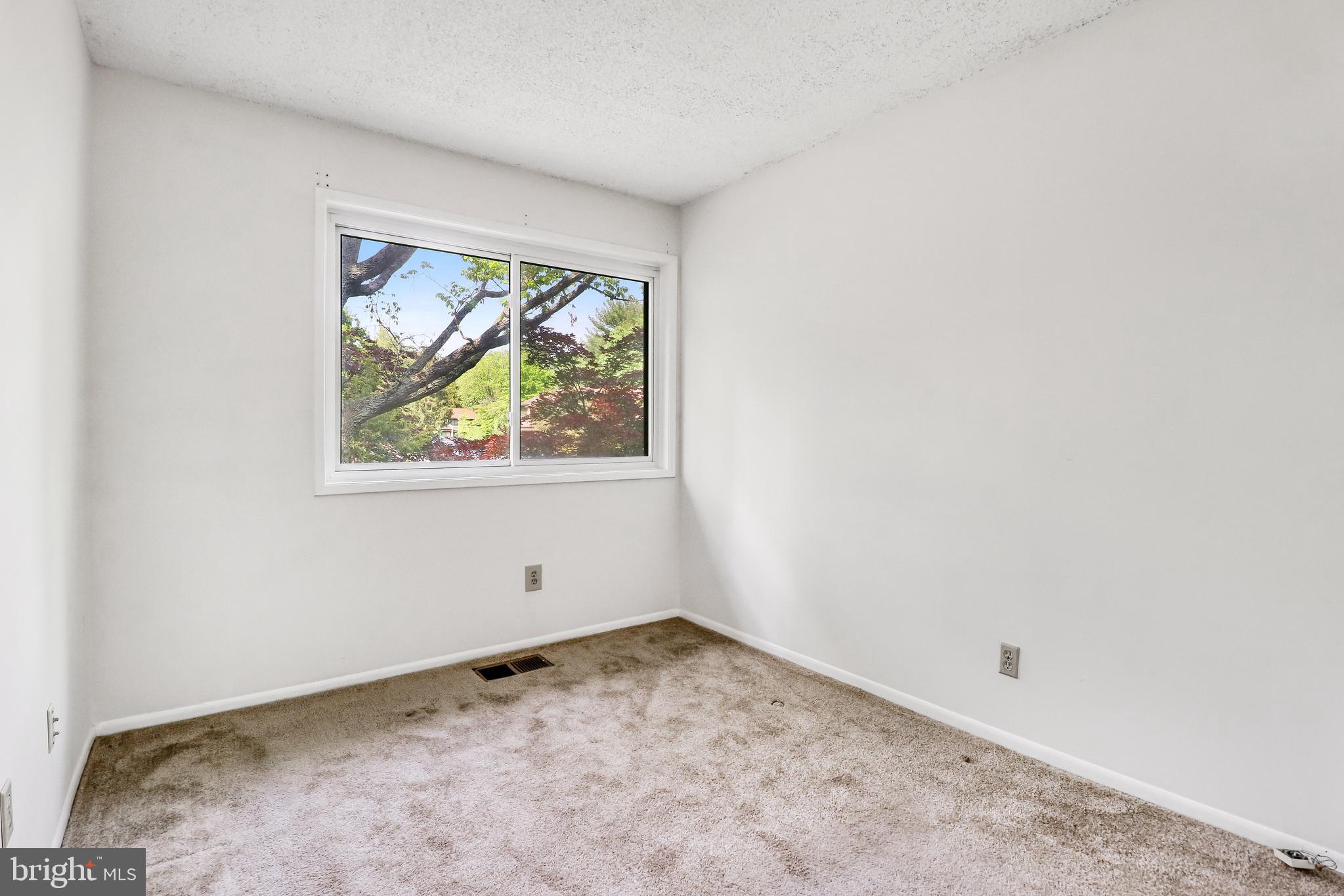 2168 Cartwright Place Reston, VA 20191 - Photo 30 of 48 Gallery Image 30
