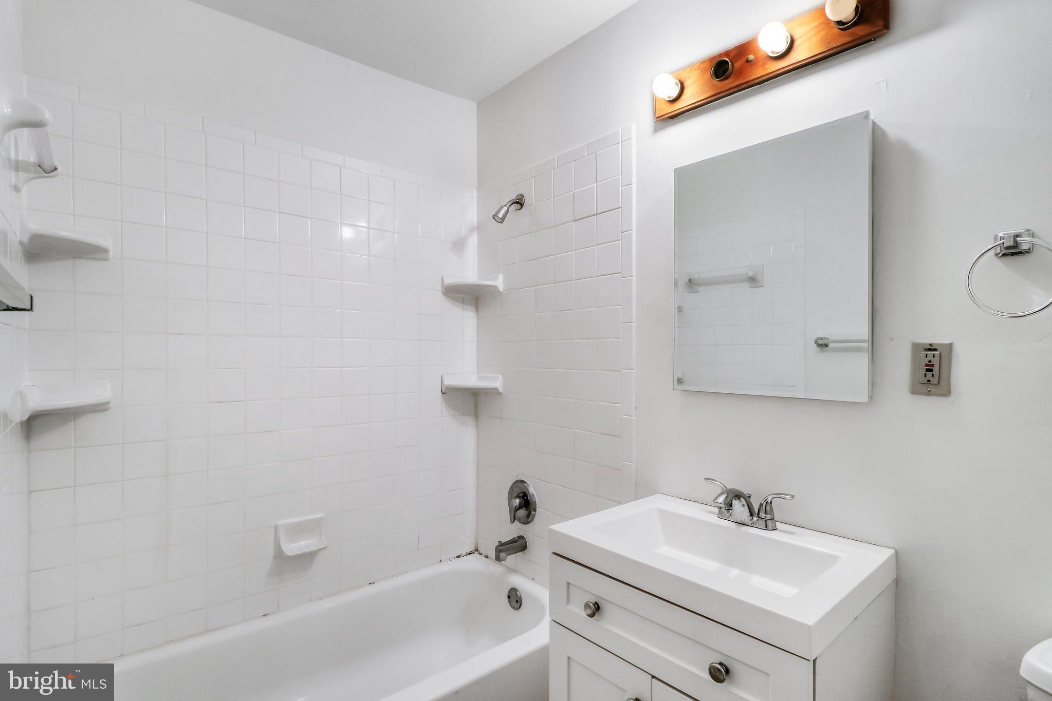 2168 Cartwright Place Reston, VA 20191 - Photo 39 of 48 Gallery Image 39
