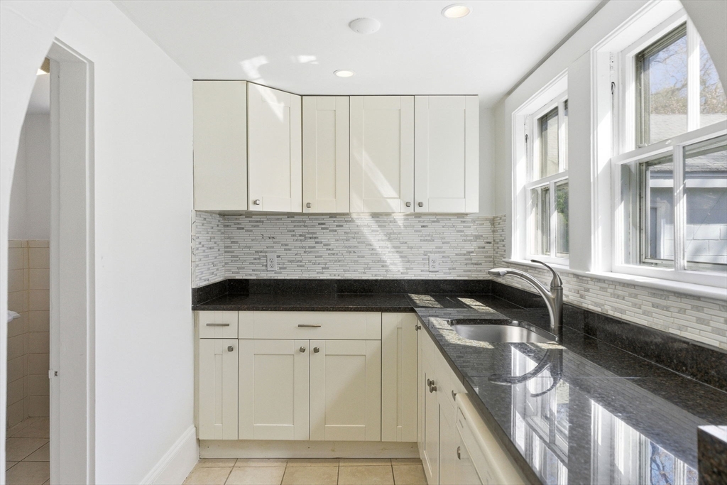 34 Woodland Road Wakefield, MA 01880 - Photo 17 of 30 Gallery Image 17