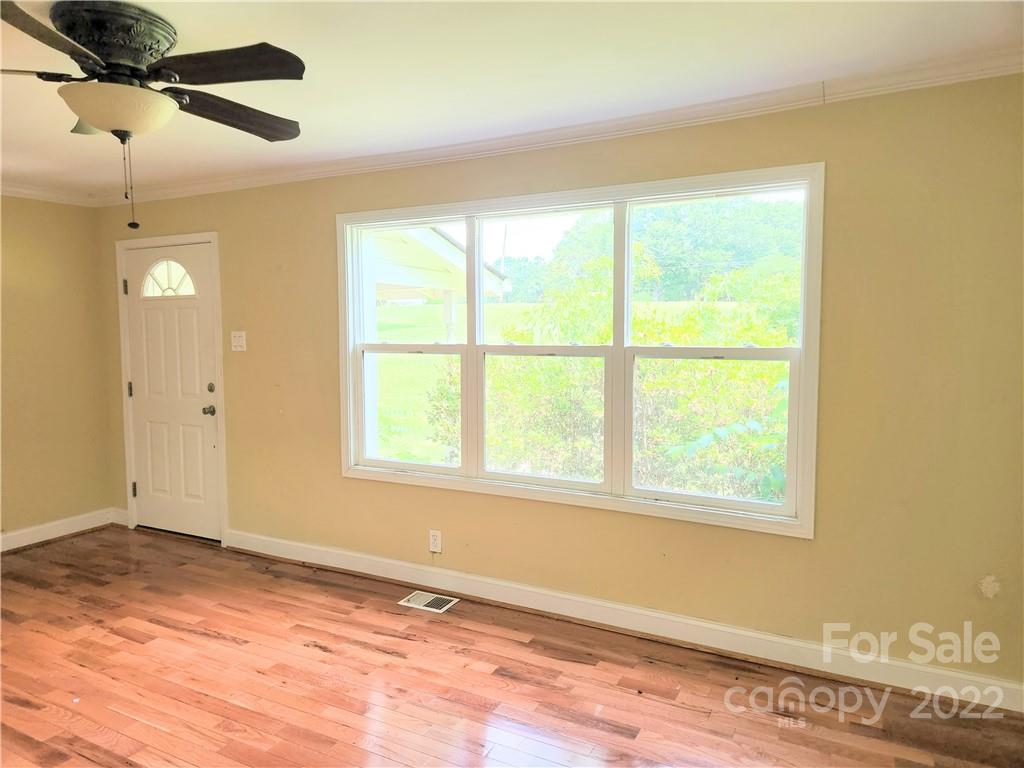 1457 Hensley Road Fort Mill, SC 29715 - Photo 5 of 18 Gallery Image 5