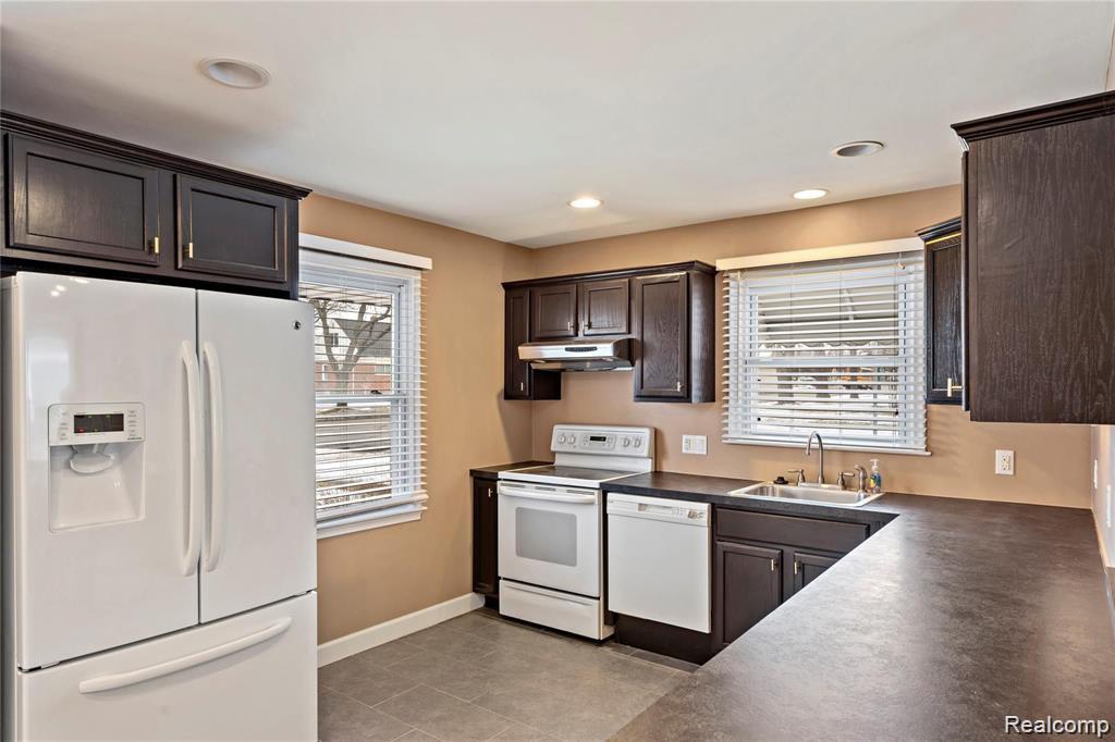 3722 Normandy Road Royal Oak, MI 48073 - Photo 6 of 14