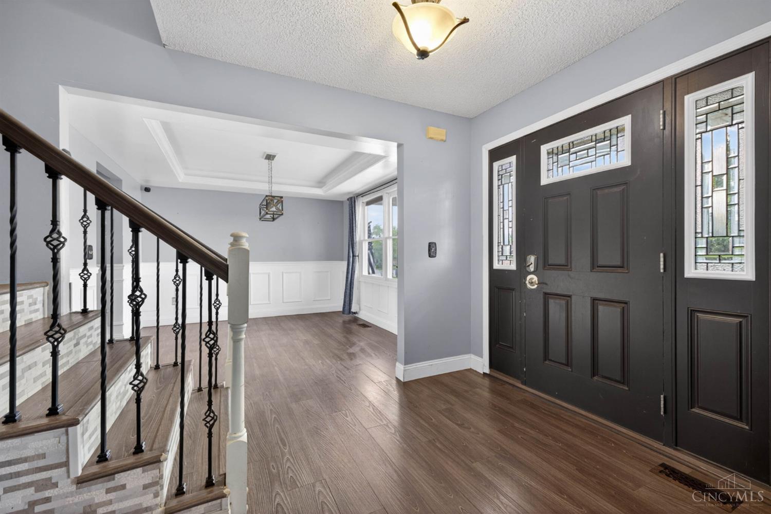 621 Orient Way Hamilton, OH 45013 - Photo 4 of 46