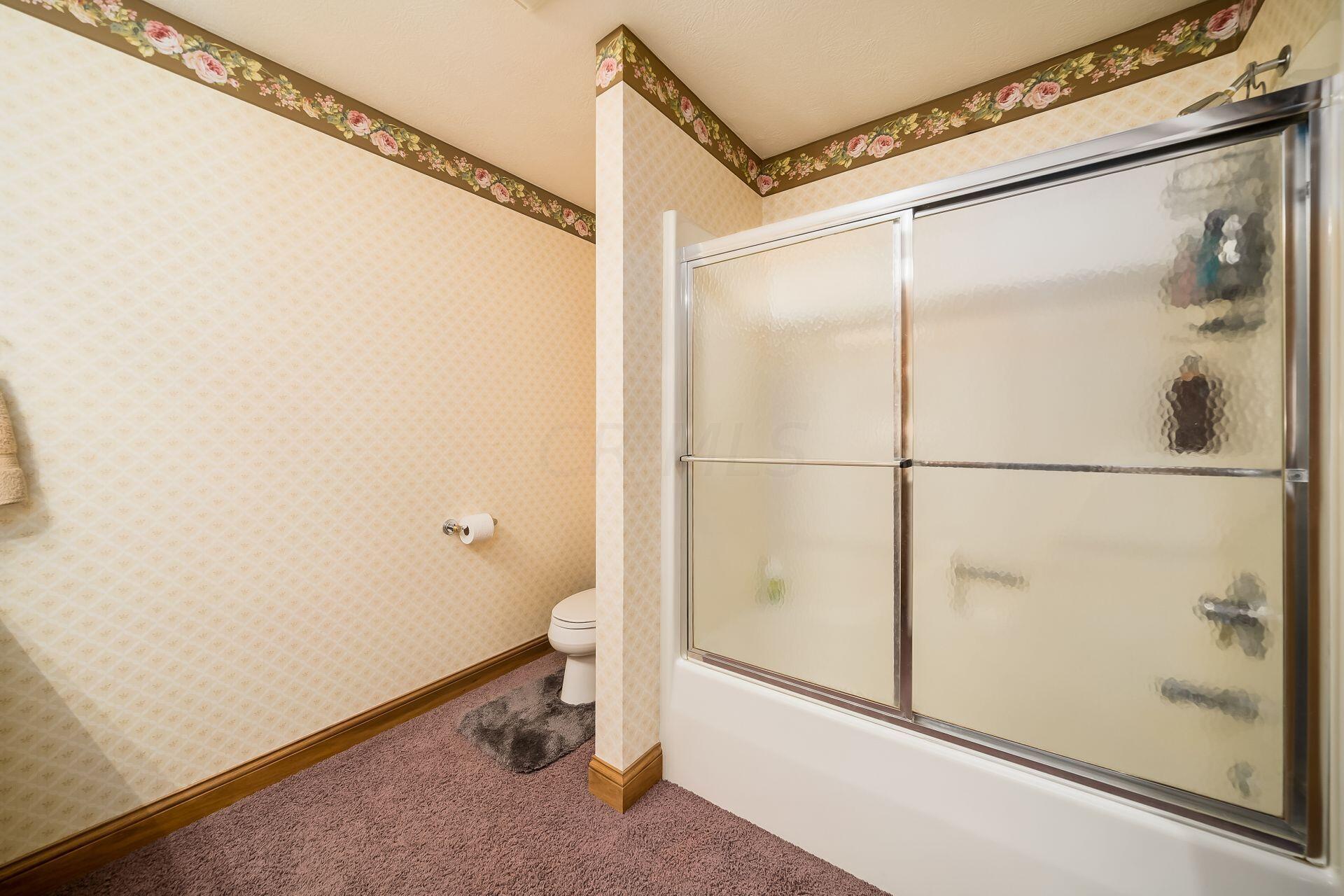 4411 Oakwood Road Springfield, OH 45502 - Photo 61 of 138 066_ccc8_R 4411 Oakwood 183