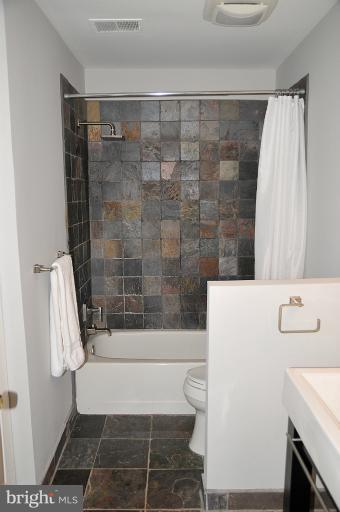 11114 Beaver Trail Court Reston, VA 20191 - Photo 6 of 17 Bath (Master)