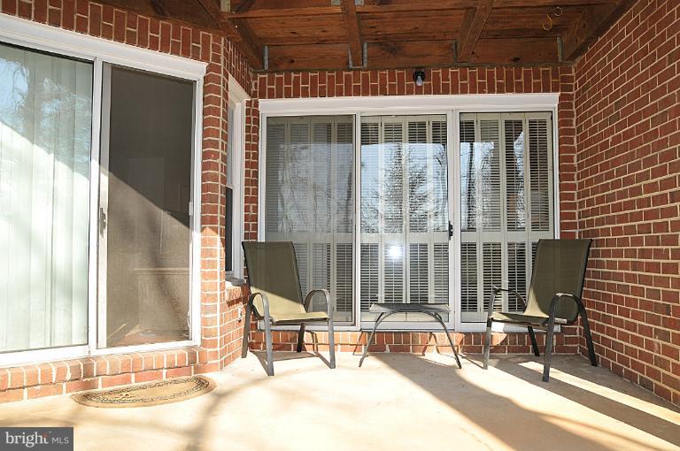 11114 Beaver Trail Court Reston, VA 20191 - Photo 7 of 17 Exterior (Rear)