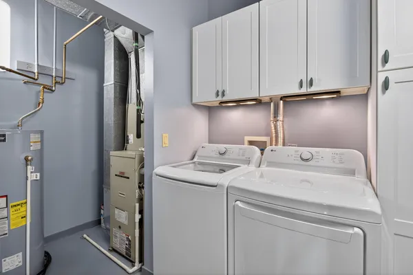$268,900 | 109 West Washington Avenue, Unit 16, Jackson, MI 49201