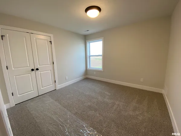 $459,900 | 421 Hodges Court, Chatham, IL 62629