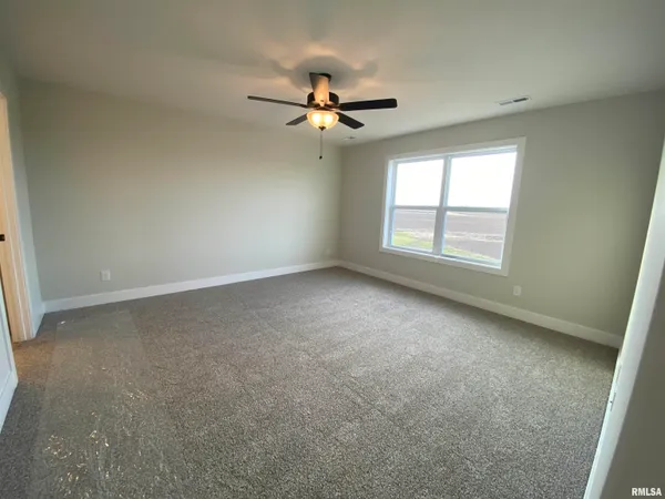 $459,900 | 421 Hodges Court, Chatham, IL 62629