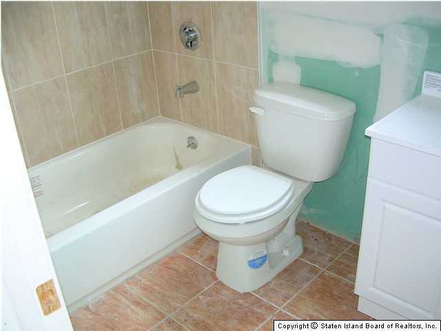 262 Harbor Road Staten Island, NY 10303 - Photo 6 of 6 Additional Photo