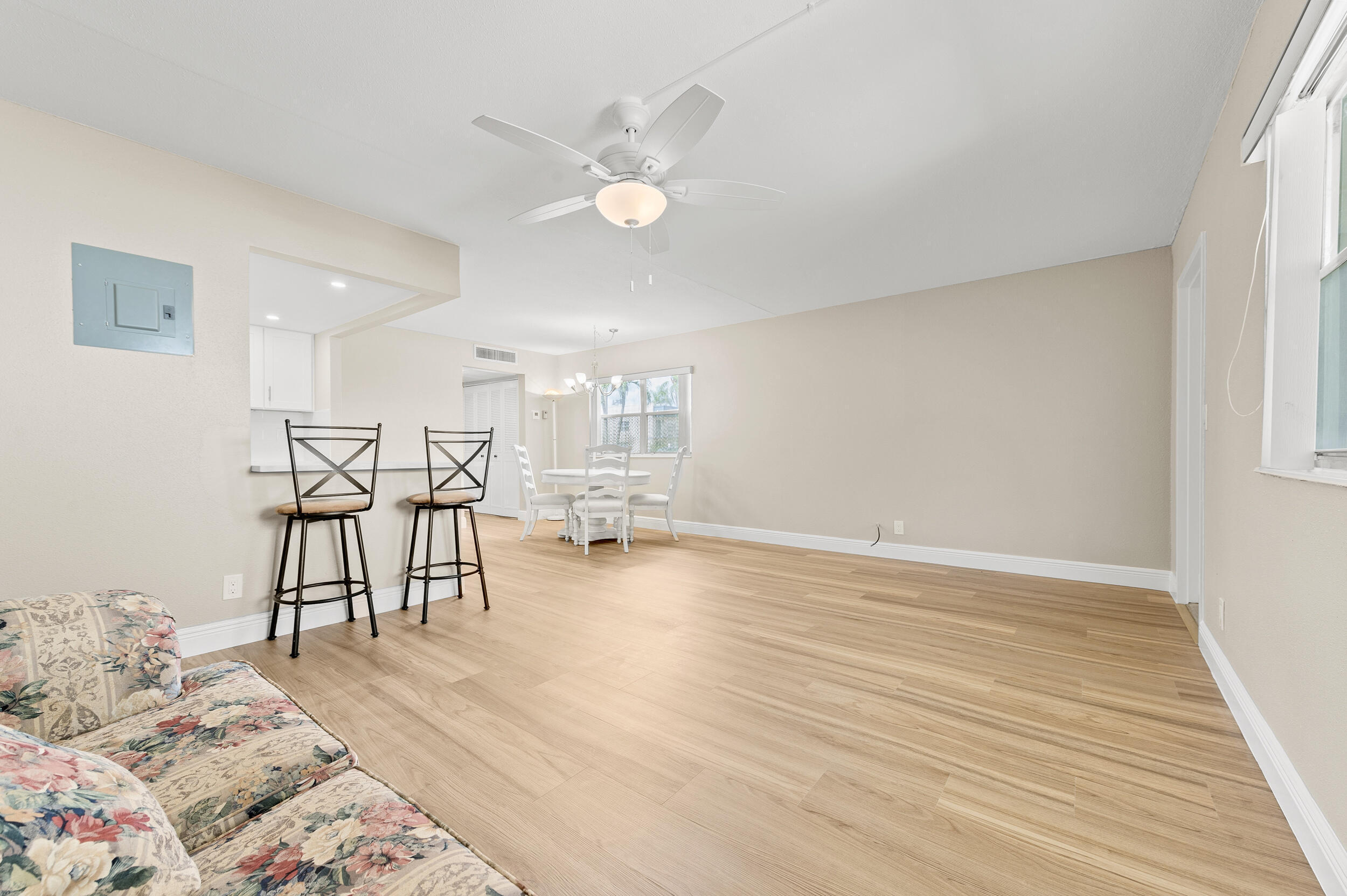723 Flanders South Delray Beach, FL 33484 - Photo 10 of 34 dsc_3828