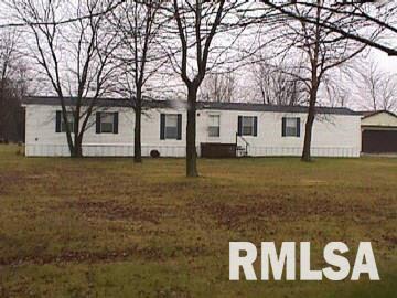 4472 England Road Salem, IL 62881 - Photo 1 of 1