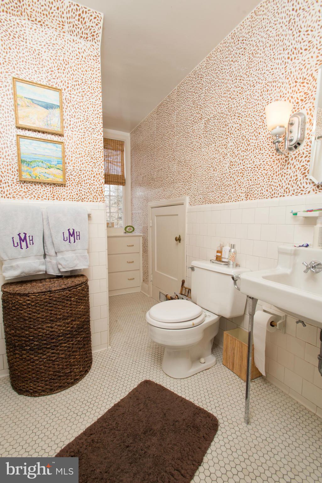 21 Meadow Road Baltimore, MD 21212 - Photo 23 of 28 Bath